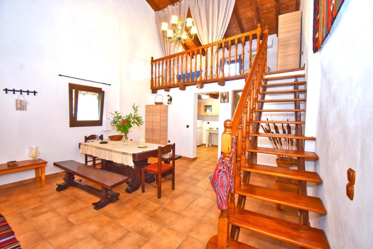 Ninas Cottage Λίνια Εξωτερικό φωτογραφία